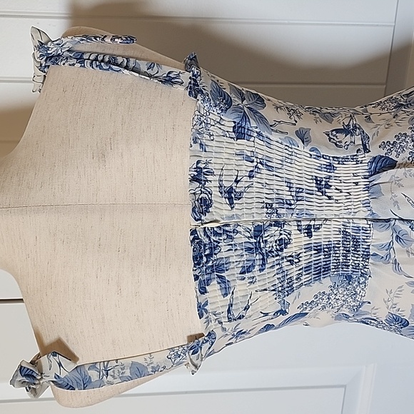 🔔 2/$35 Chic wish Swallow and Rose Printed Tie Strap Midi Dress - Picture 6 of 11